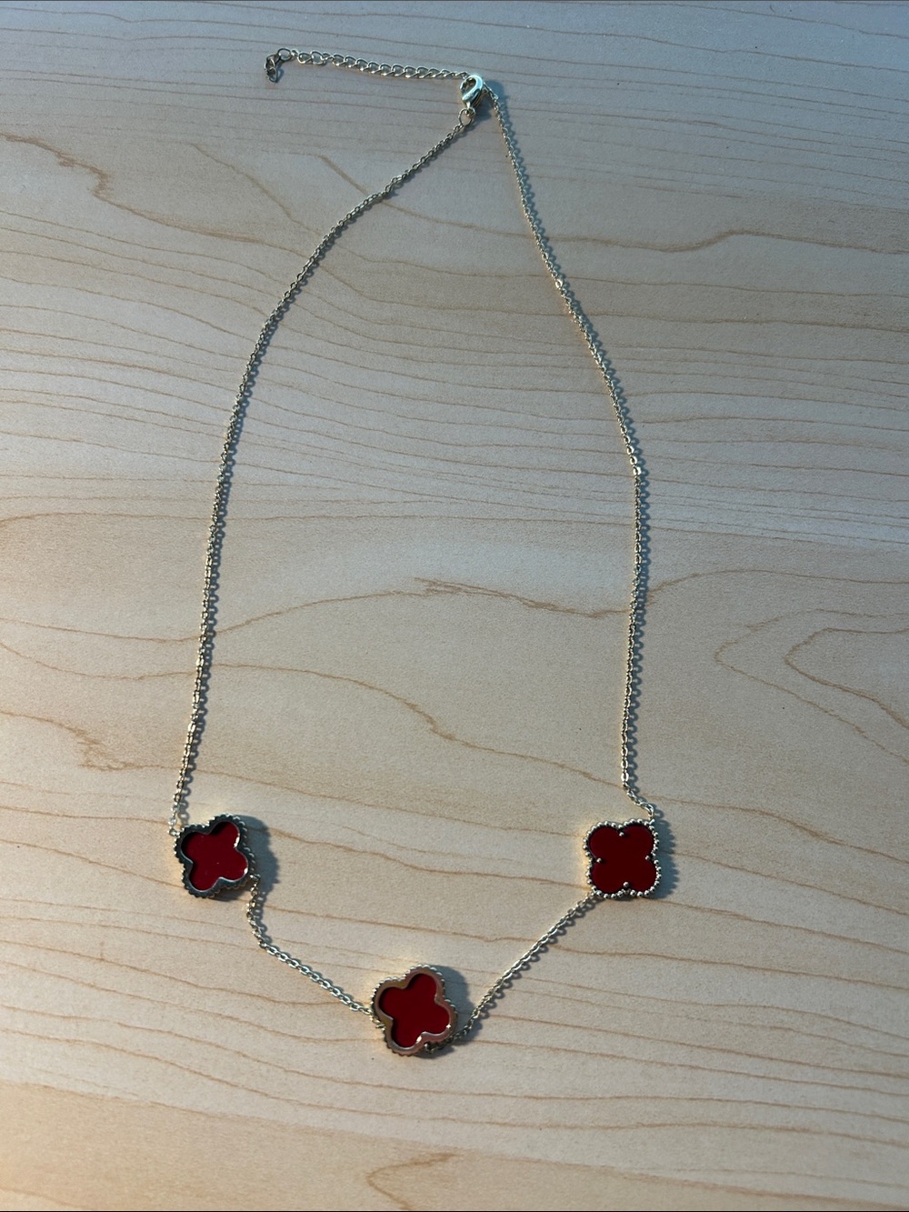 Red Clover-Style Pendant Necklace - Gold Chain